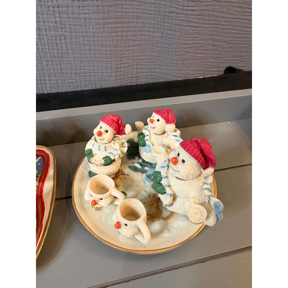 NEW 2 Vintage Snowman Christmas Figurine Sets – Mini Mugs-Resin Decor - Picture 5 of 7